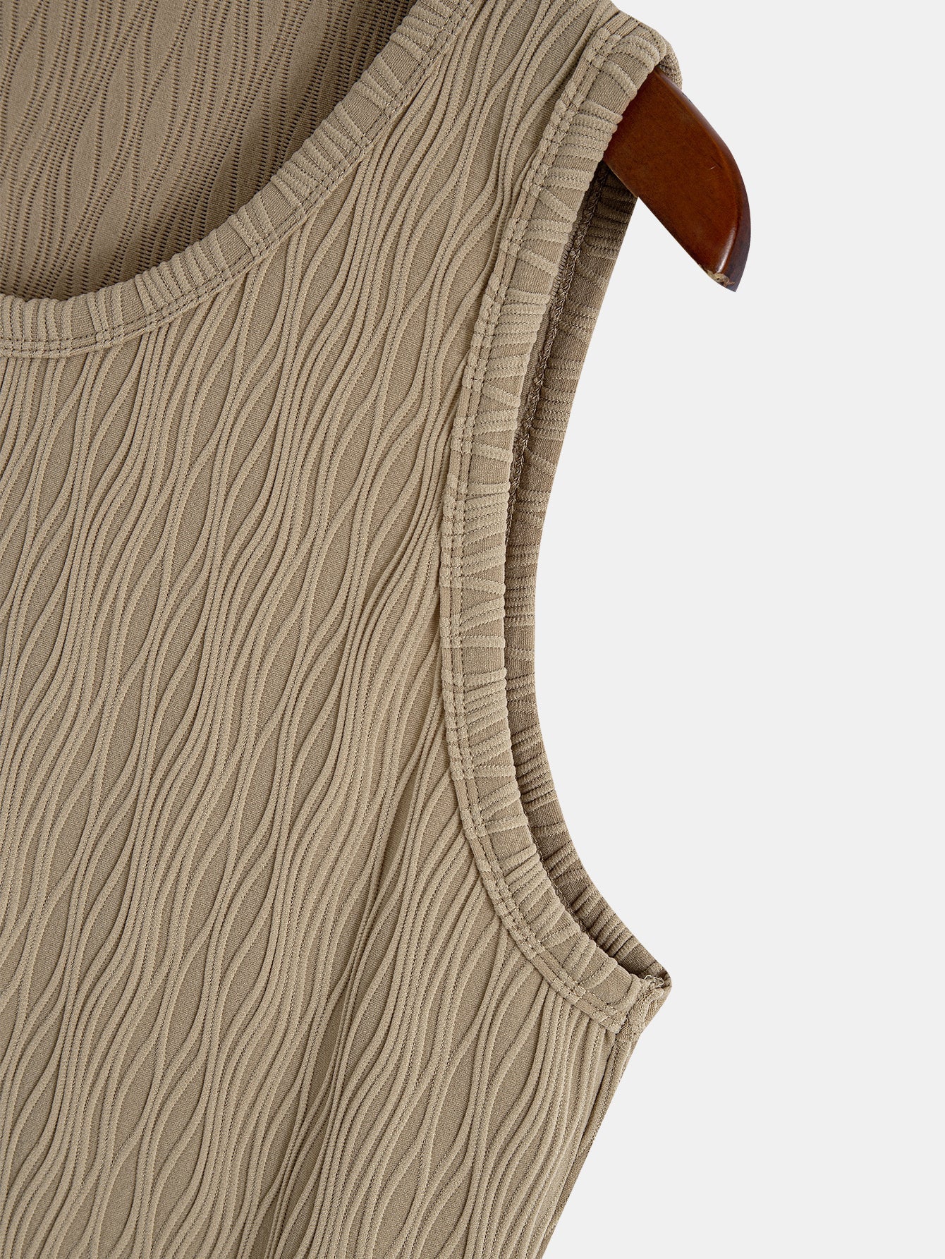 Wave Jacquard Textured Tank Top