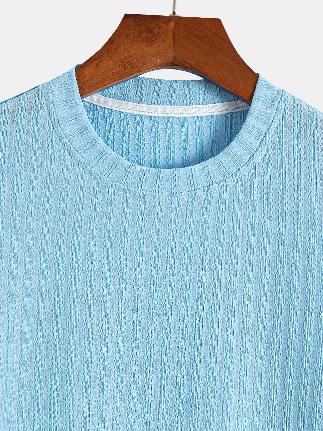 Muscle Fit Textured Ribbed Arc Hem T-Shirt