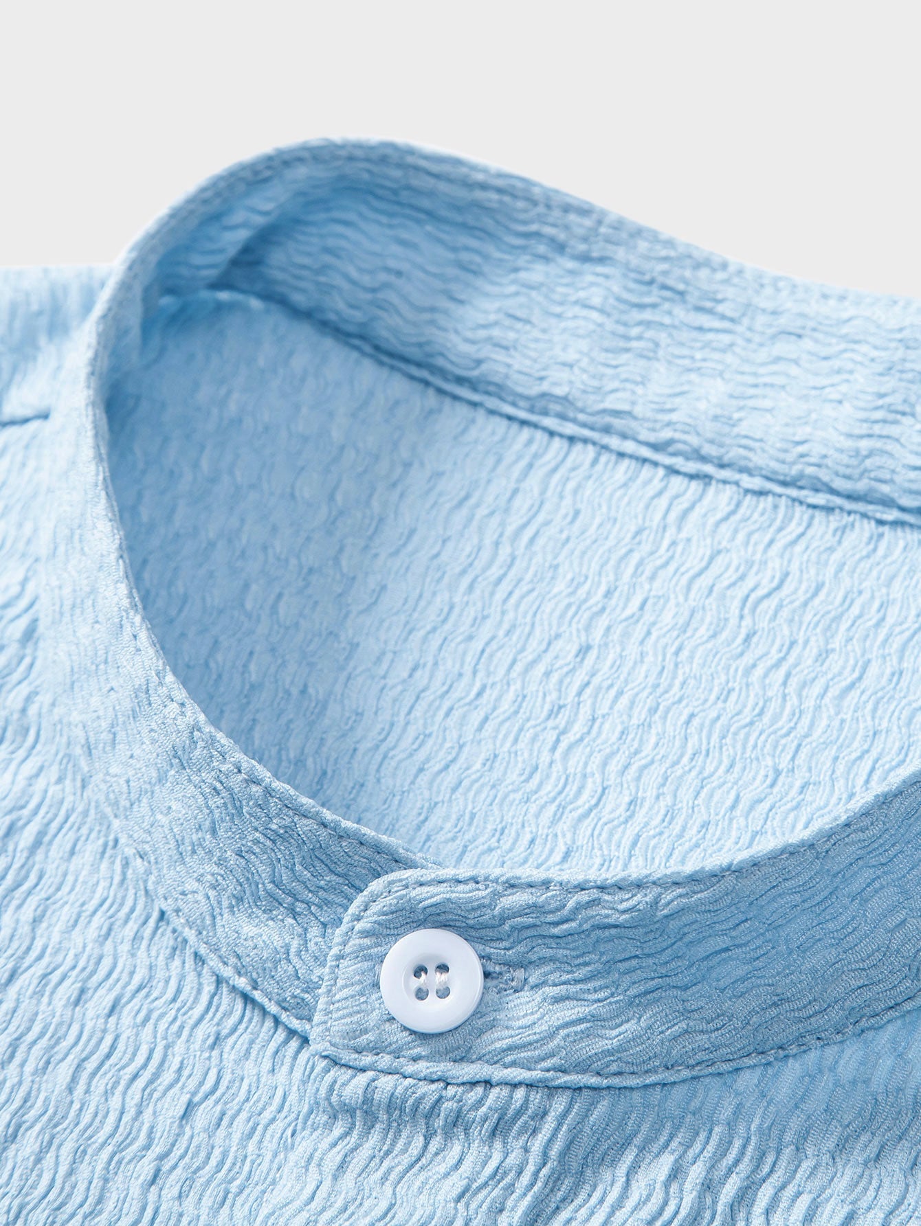 Muscle Fit Wrinkled Textured Stand Collar Shirt
